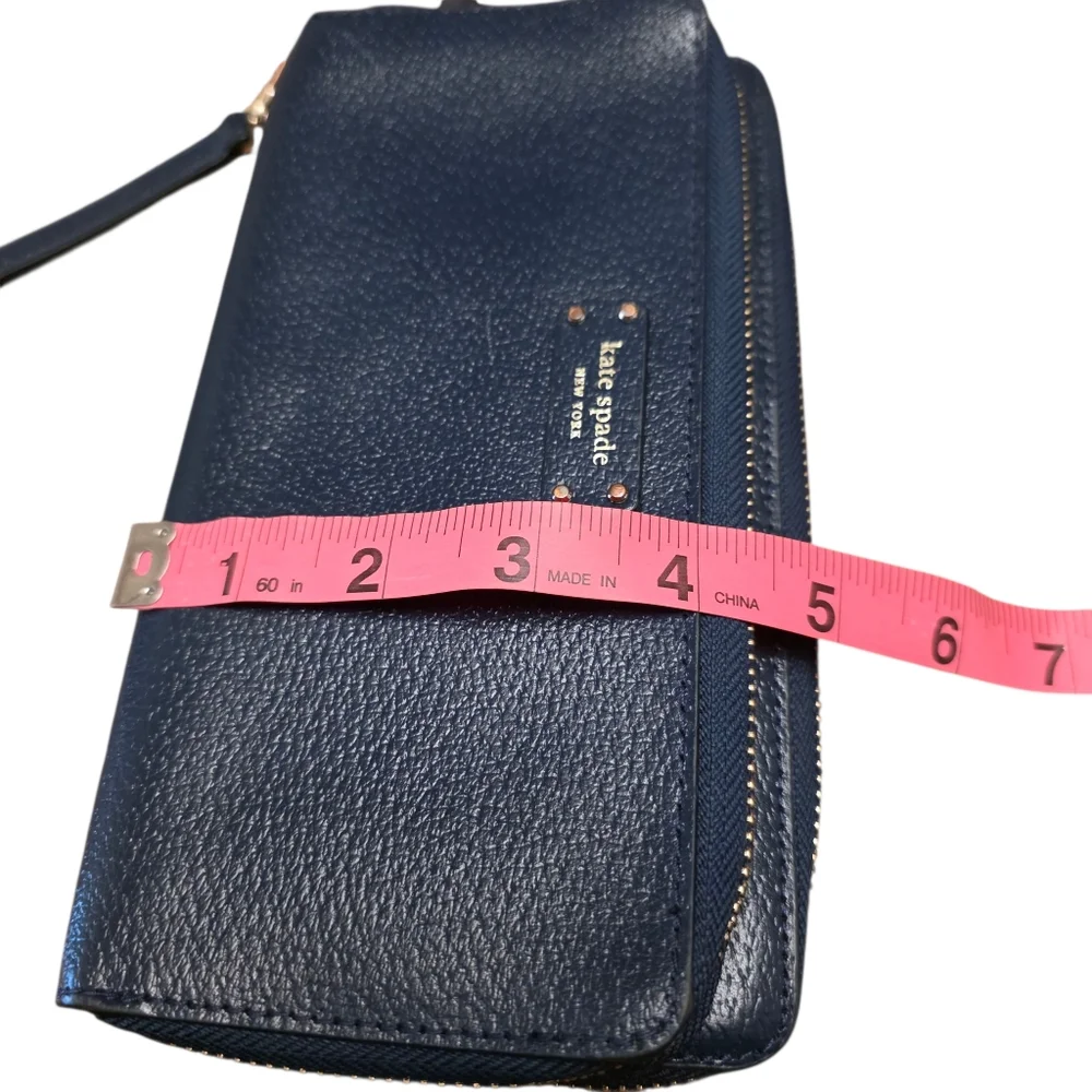 Kate Spade Navy Blue Staci Large Carryall Wristlet Wallet - Picture 6 of 10